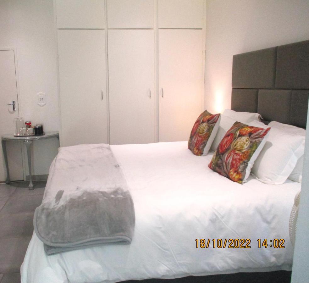 Apartament Lekker Rus Bloemfontein Zewnętrze zdjęcie