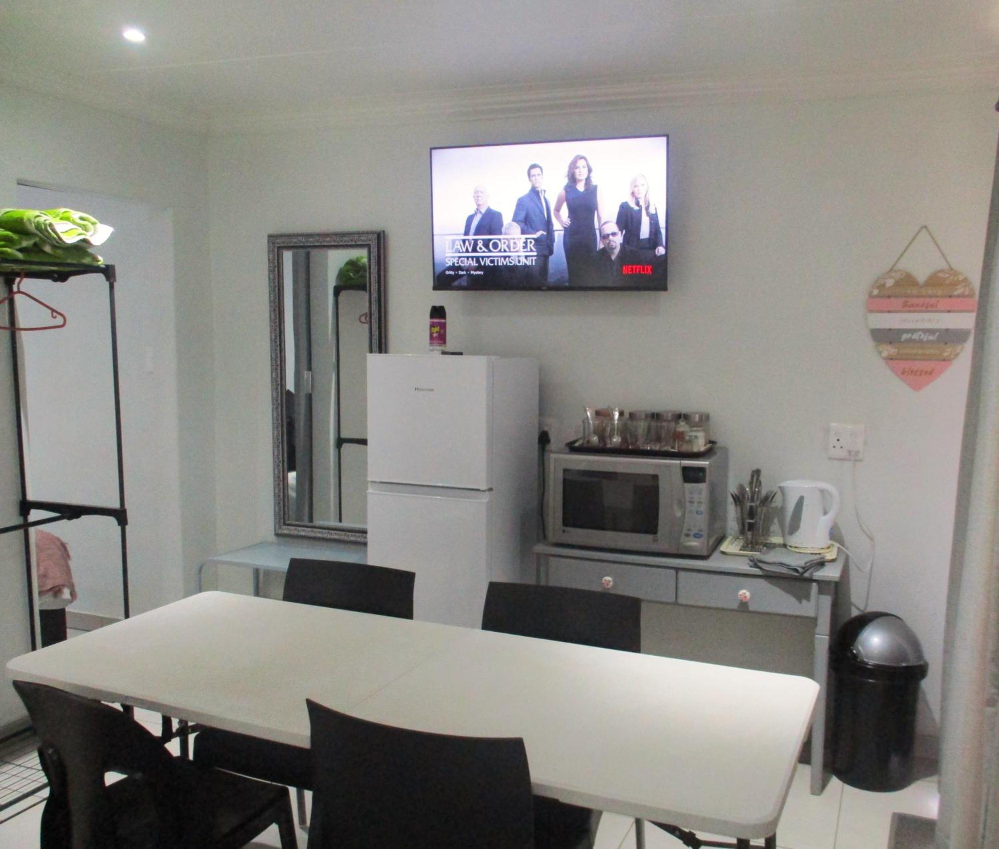 Apartament Lekker Rus Bloemfontein Zewnętrze zdjęcie